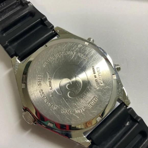 Vintage Casio Arnie watch, white dial, AMW-320R, new battery, casio rubber strap - Picture 8 of 12